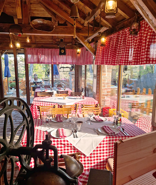 Trag na bregu restoran